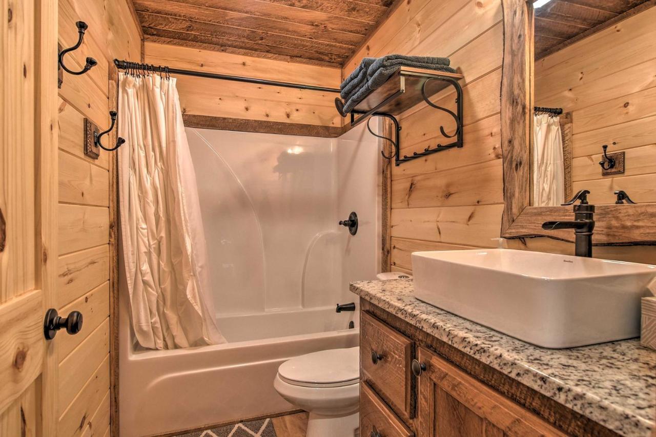 Modern Murphy Cabin With Nottely River Views! Dış mekan fotoğraf