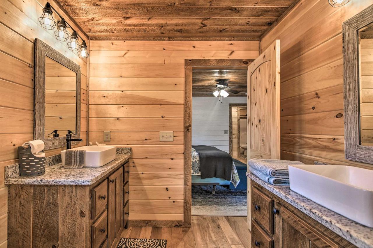 Modern Murphy Cabin With Nottely River Views! Dış mekan fotoğraf